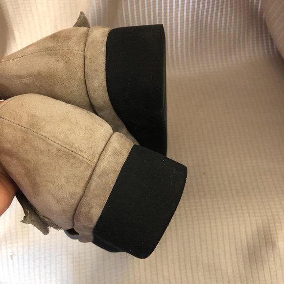 L'amour des Piedes Amadour beige platform sandals, 9 Wide - Picture 12 of 12